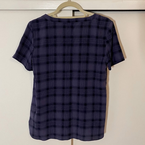 Banana Republic blouse - Picture 2 of 3